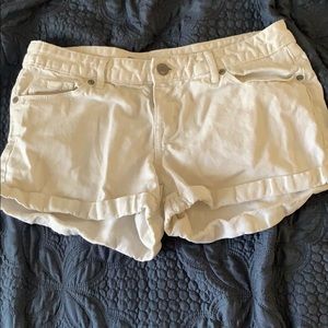 plain white jean shorts